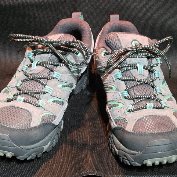Merrell Moab waterproof hiking shoes size 8 - Picture 1 of 3